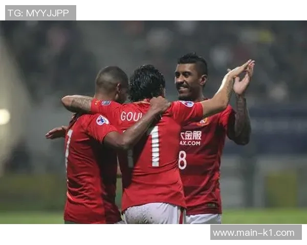 恒大与东方的巅峰对决谁将赢得这场足球盛宴的荣耀与胜利